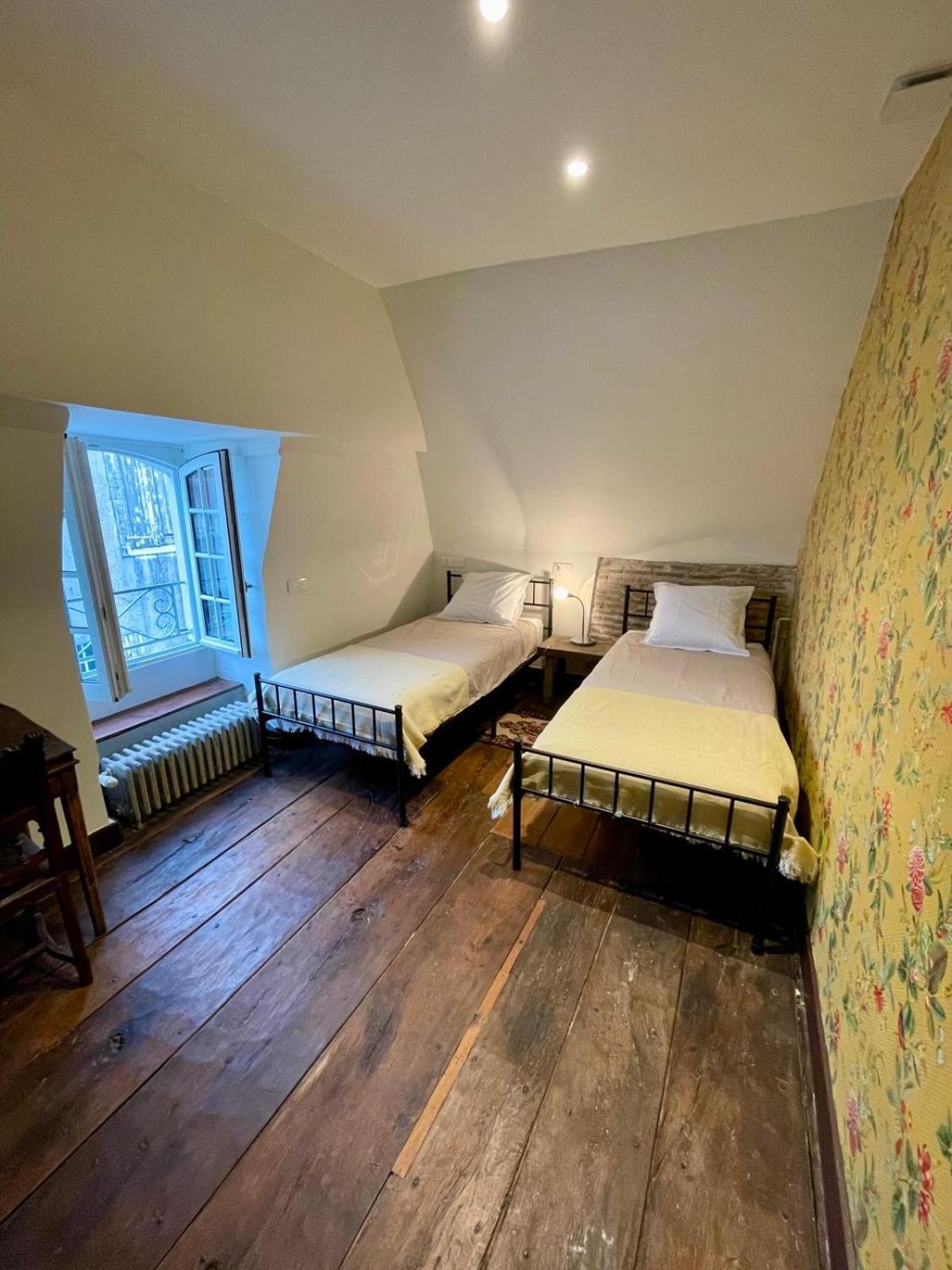 Jardin Des Remparts Bed & Breakfast Orthez Exterior foto