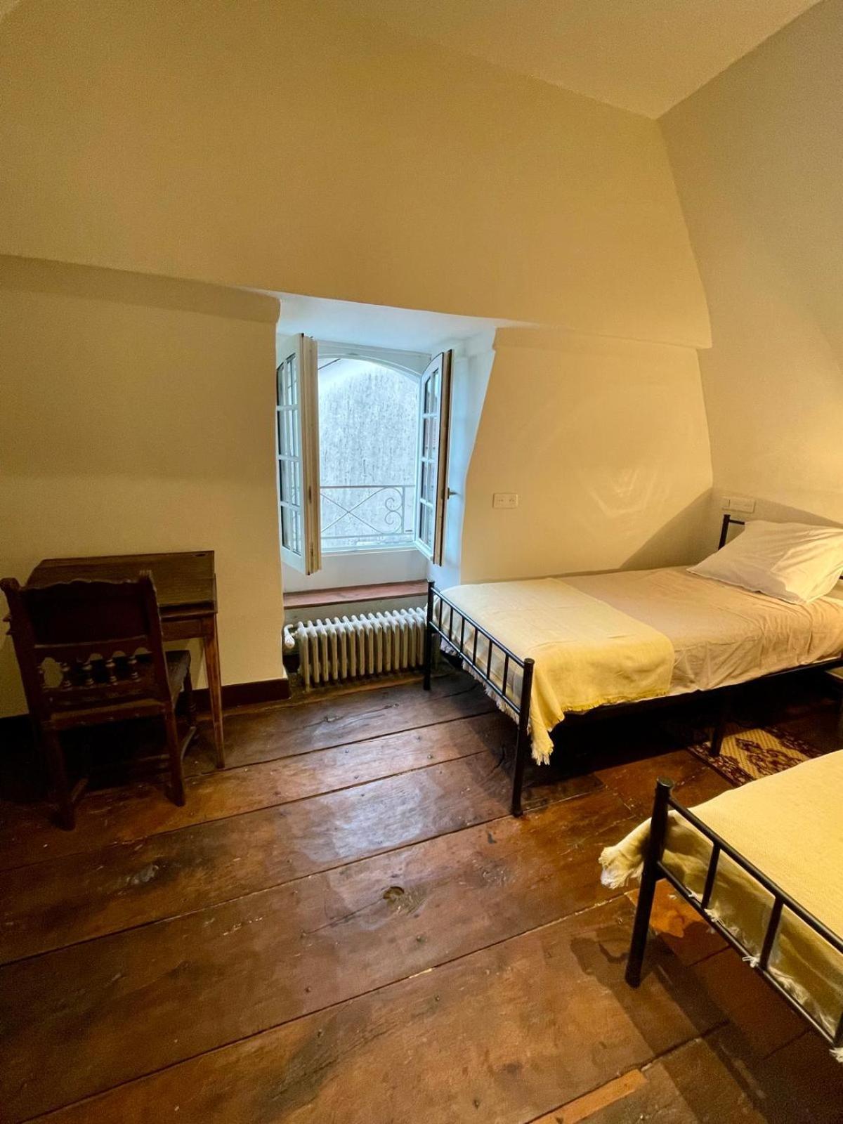 Jardin Des Remparts Bed & Breakfast Orthez Exterior foto
