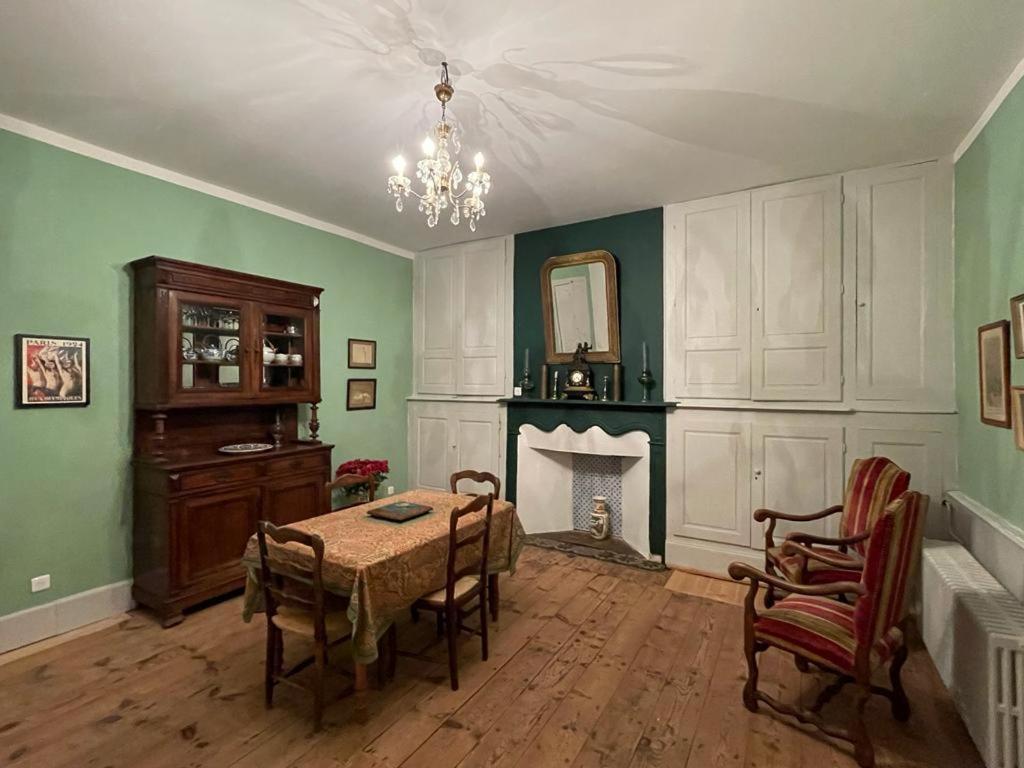 Jardin Des Remparts Bed & Breakfast Orthez Exterior foto