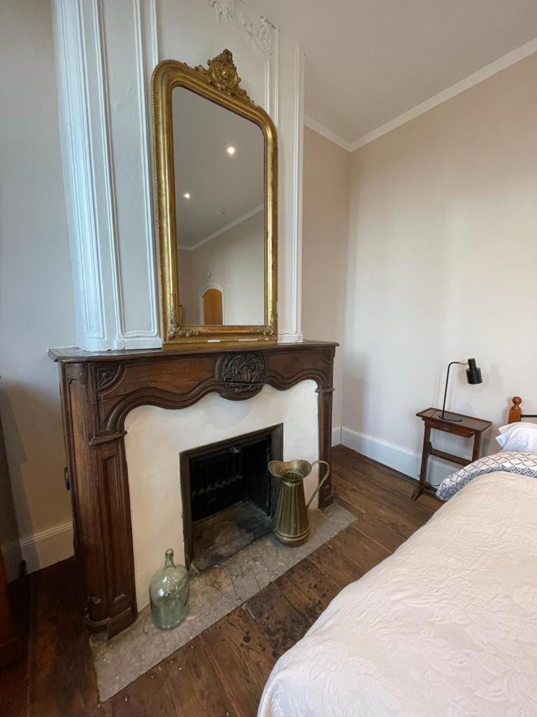 Jardin Des Remparts Bed & Breakfast Orthez Exterior foto